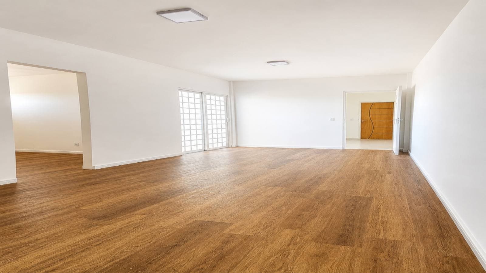 Suíte de apartamento à venda no bairro Morada do Ouro em Cuiabá